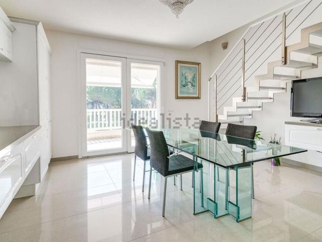 Appartamento in vendita di 110 m² in Via Teti, 2