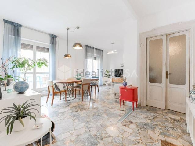 Appartamento in vendita di 110 m² in Via Termopili