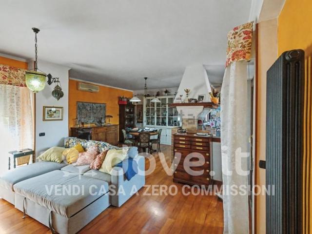Appartamento in vendita di 110 m² in Via Tiburto, 84