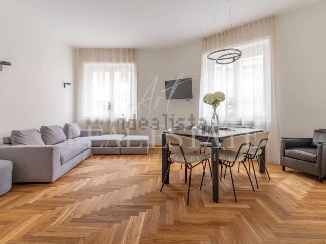Appartamento in vendita di 110 m² in Via Uberto Visconti di Modrone, 6