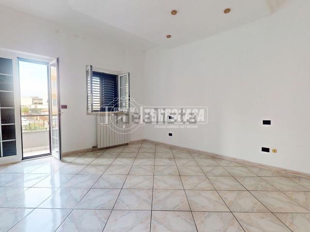 Appartamento in vendita di 110 m² in Via Ugo Foscolo