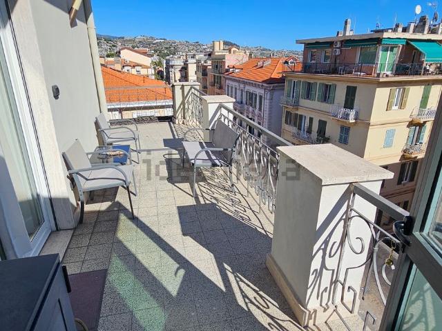 Appartamento in vendita di 110 m² in Via V. Gioberti, 12