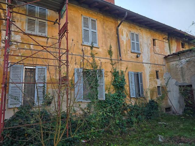 Appartamento in vendita di 110 m² in Via Volontari della Libertà