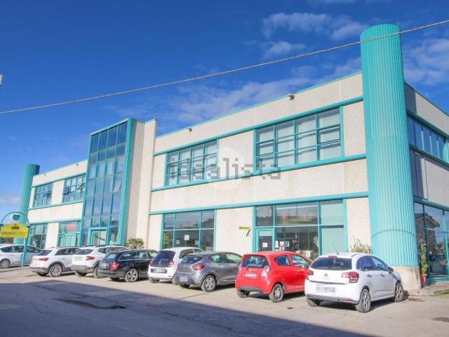 Appartamento in vendita di 110 m² in Via Valtellina