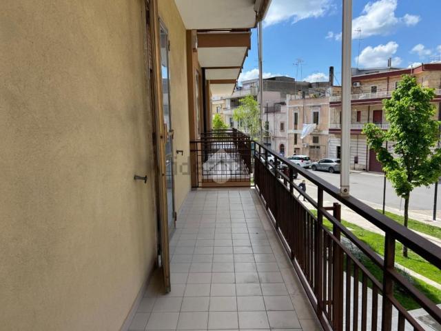 Appartamento in vendita di 110 m² in Via Varese, 5