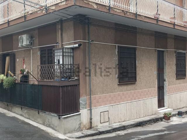 Appartamento in vendita di 110 m² in Via Varese