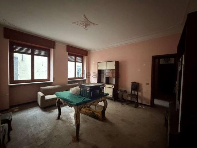 Appartamento in vendita di 110 m² in Via Vecchia di Vigevano, 55