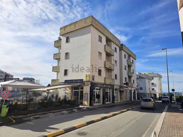 Appartamento in vendita di 110 m² in Via Vitantonio Conversi, 5