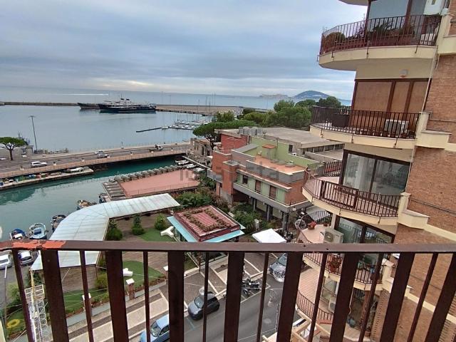 Appartamento in vendita di 110 m² in Via Vitruvio, 52