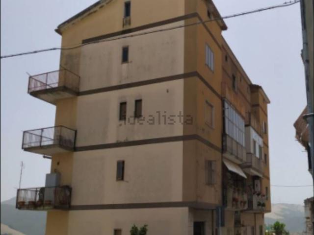 Appartamento in vendita di 110 m² in Via Vittorio Emanuele