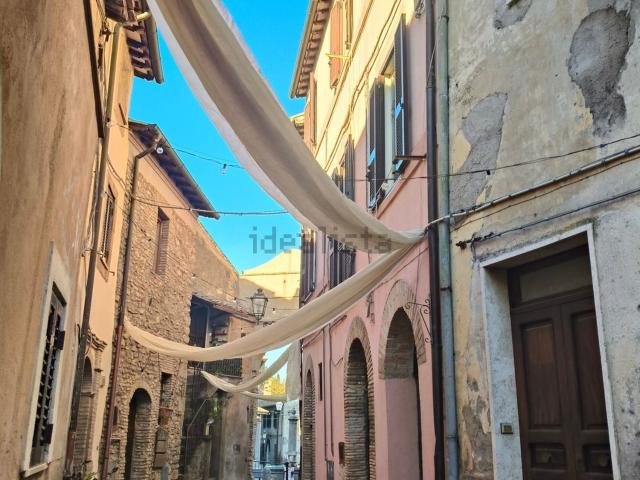 Appartamento in vendita di 110 m² in Via Vittorio Emanuele III, 34
