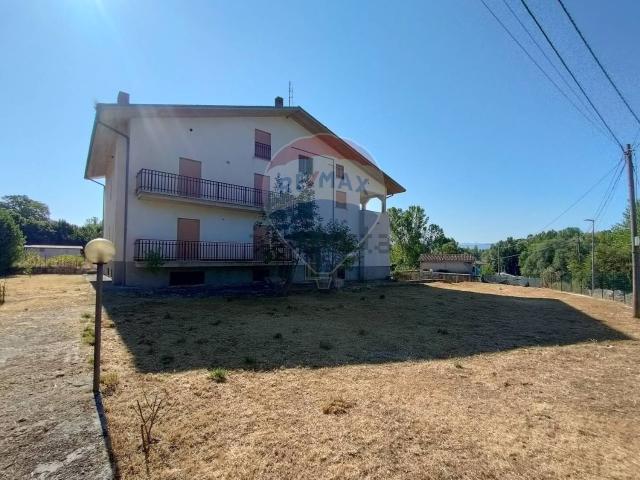 Appartamento in vendita di 110 m² in Via Villa Ospedale