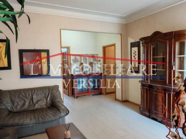 Appartamento in vendita di 110 m² in Viale XX Settembre, 54033