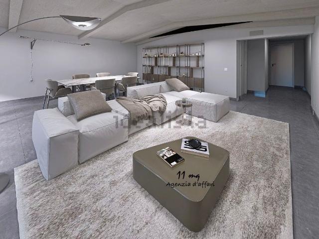 Appartamento in vendita di 110 m² in Viale A. Arcangeli