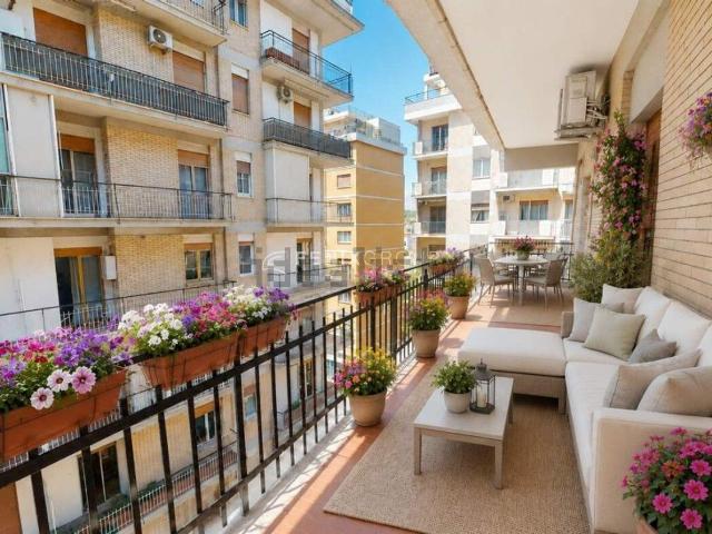 Appartamento in vendita di 110 m² in Viale Alcide De Gasperi, 46