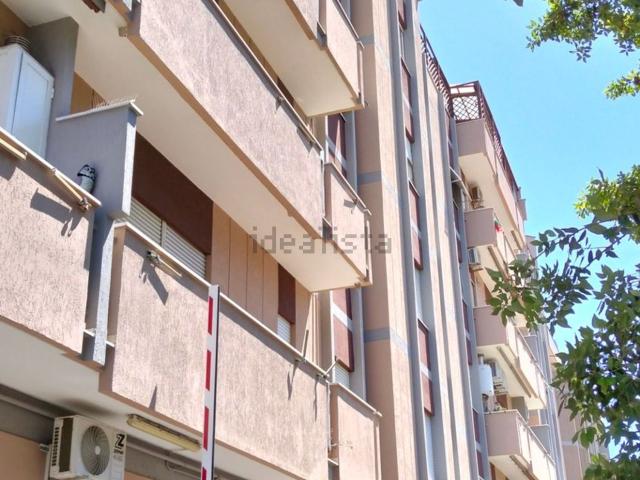 Appartamento in vendita di 110 m² in Viale Alfredo Zambrini, 80