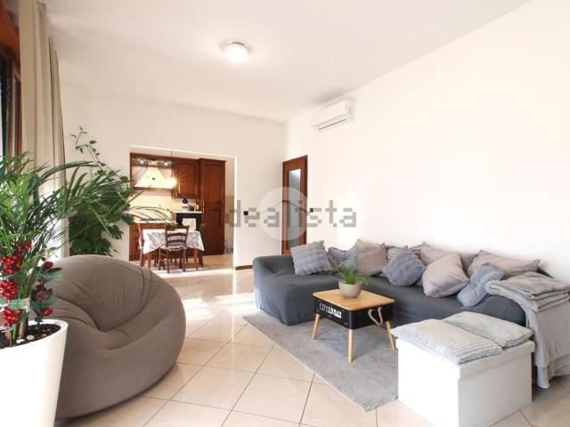 Appartamento in vendita di 110 m² in Viale Ambrogio Fusinieri, 35