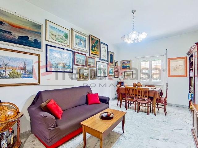 Appartamento in vendita di 110 m² in Viale Appio Claudio, 243