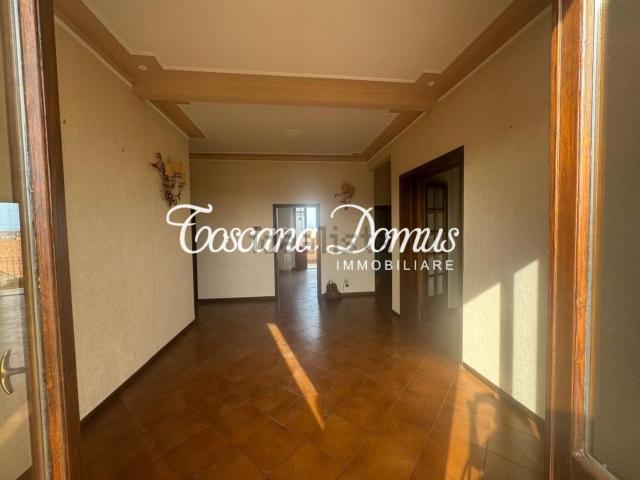 Appartamento in vendita di 110 m² in Viale Camillo Benso di Cavour, 53100