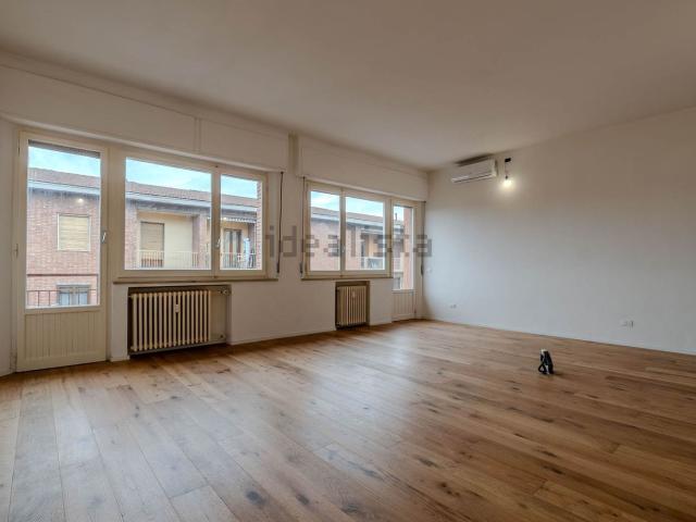 Appartamento in vendita di 110 m² in Viale Camillo Benso di Cavour