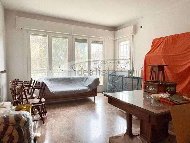 Appartamento in vendita di 110 m² in Viale Cante di Montevecchio, 27