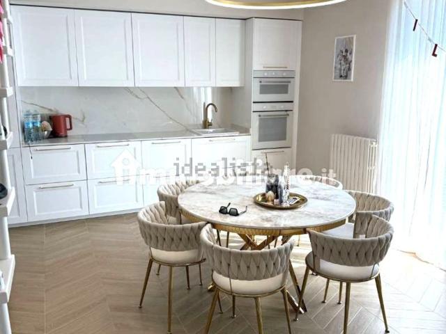 Appartamento in vendita di 110 m² in Viale dei Tigli