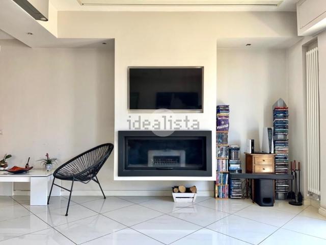 Appartamento in vendita di 110 m² in Viale Eleonora Duse, 32