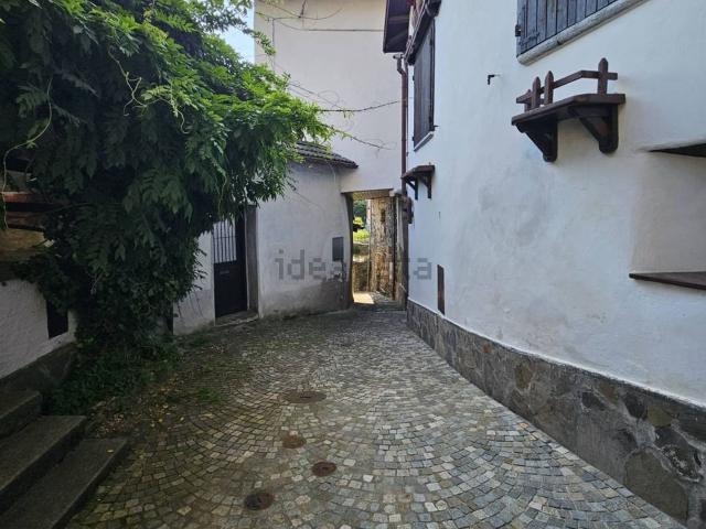 Appartamento in vendita di 110 m² in Viale Giacomo Girardi, 3