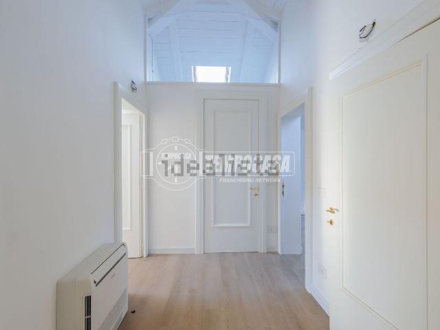 Appartamento in vendita di 110 m² in Viale Guido Maria Conforti