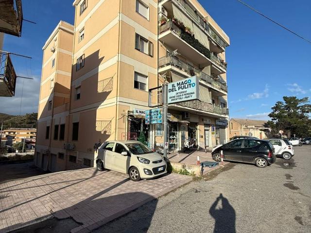 Appartamento in vendita di 110 m² in Viale Magna Grecia, 18