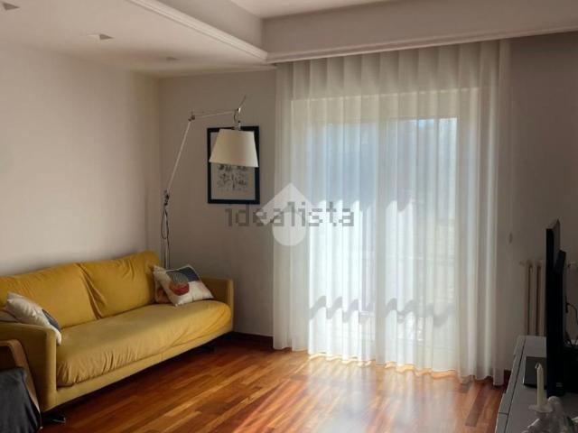 Appartamento in vendita di 110 m² in Viale Magna Grecia, 18