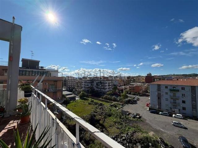 Appartamento in vendita di 110 m² in Viale Mario Rapisardi