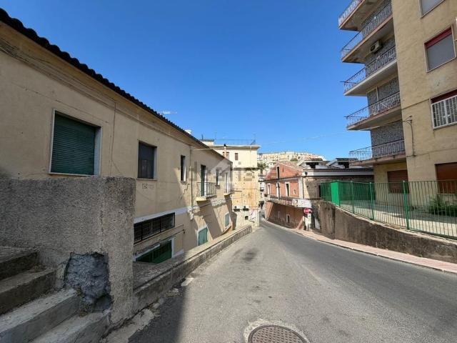 Appartamento in vendita di 110 m² in Viale Rimembranze, 145