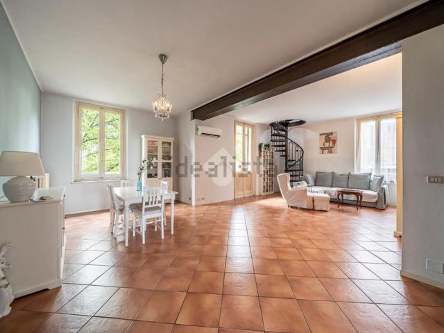Appartamento in vendita di 110 m² in Viale Rustici, 50
