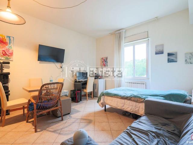 Appartamento in vendita di 110 m² in Viale Santorre di Santarosa