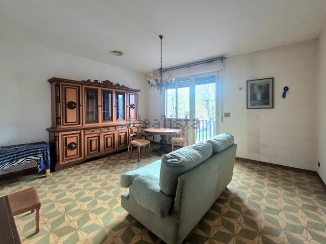 Appartamento in vendita di 110 m² in Viale Sardegna, 14