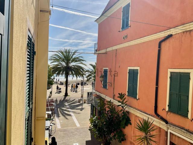 Appartamento in vendita di 110 m² in Vico Vivaldi, 2