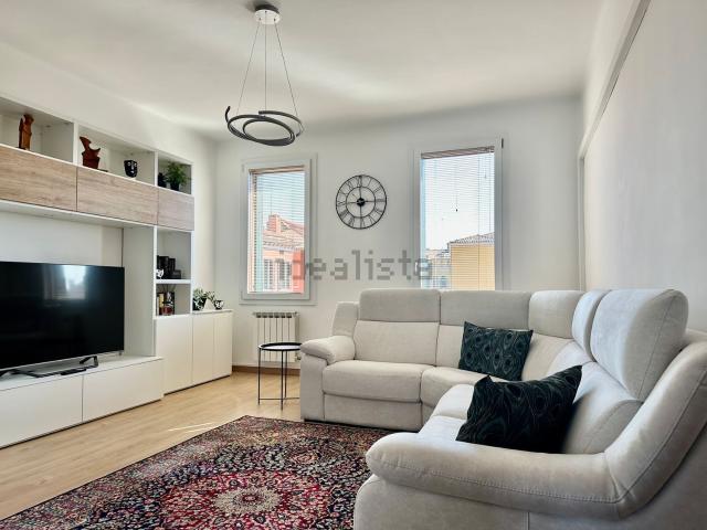 Appartamento in vendita di 110 m² in Calle a Venezia a Venezia San Giacomo, 860