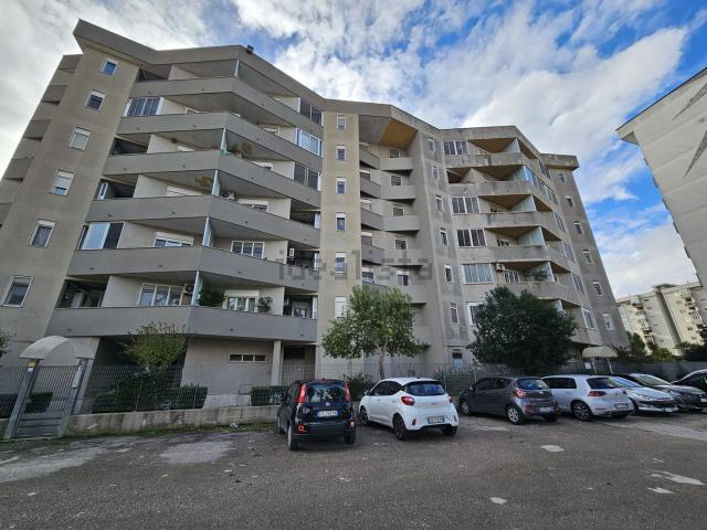 Appartamento in vendita di 110 m² in Circonvallazione dei Fiori, 251