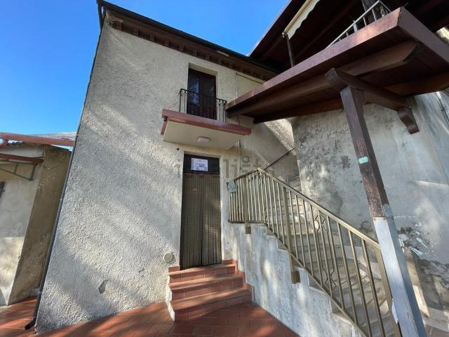 Appartamento in vendita di 110 m² in Contrada Santa Lucia