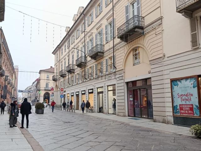 Appartamento in vendita di 110 m² in Corso Vittorio Alfieri, 220