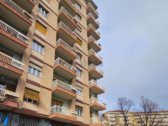 Appartamento in vendita di 110 m² in Corso Alessandro Tassoni, 59