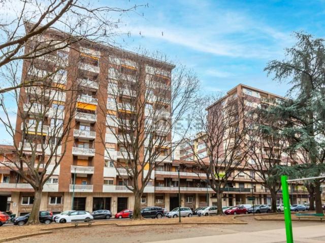 Appartamento in vendita di 110 m² in Corso Bernardino Telesio, 36