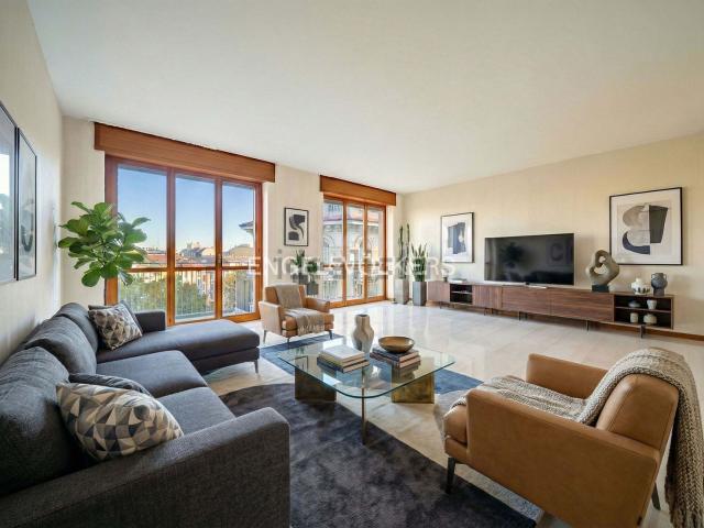 Appartamento in vendita di 110 m² in Corso Buenos Aires, 92
