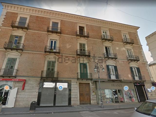 Appartamento in vendita di 110 m² in Corso Cairoli, 5