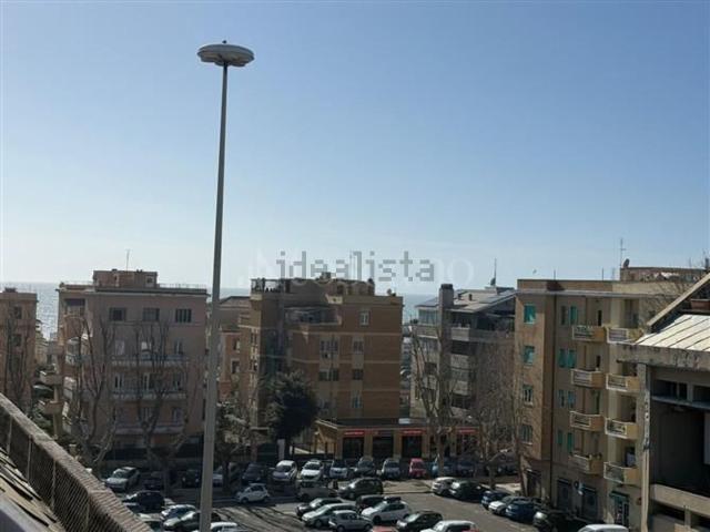 Appartamento in vendita di 110 m² in Corso Duca di Genova