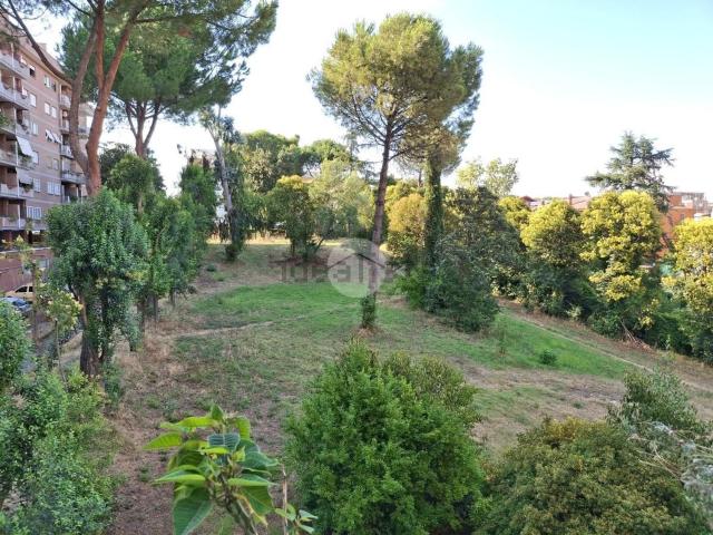 Appartamento in vendita di 110 m² in Largo Bacone, 1