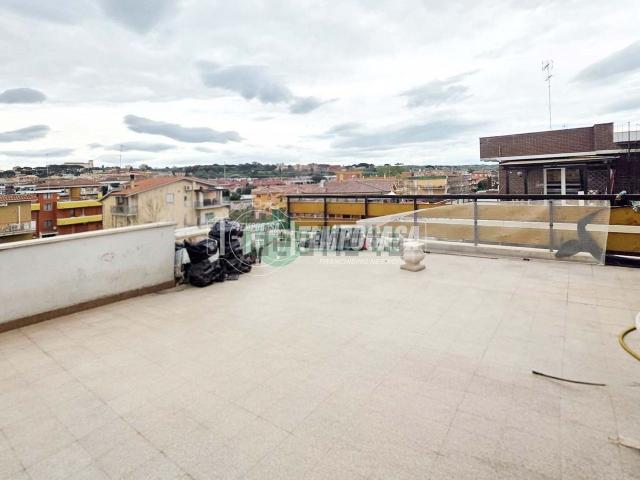Appartamento in vendita di 110 m² in Largo Guido Rossa