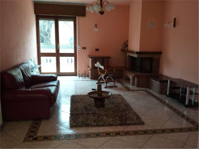 Appartamento in vendita di 110 m² in Località Casseneto, 6