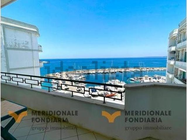 Appartamento in vendita di 110 m² in Lungomare Marconi, 17
